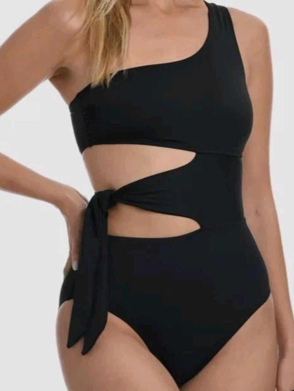 La Blanca Black Island Goddess Cut Out One Piece Tummy Control